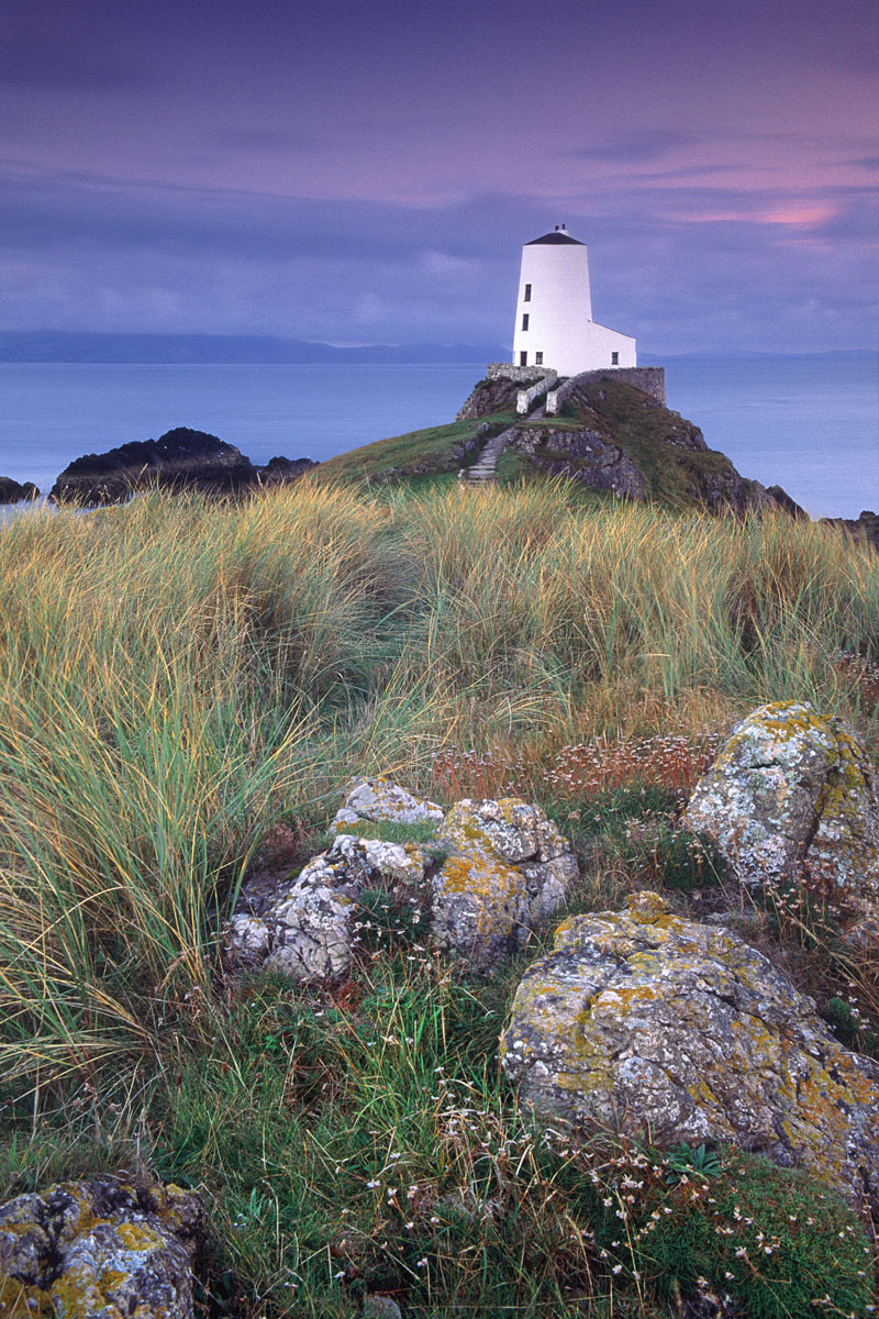 Llanddwyn lighthouse