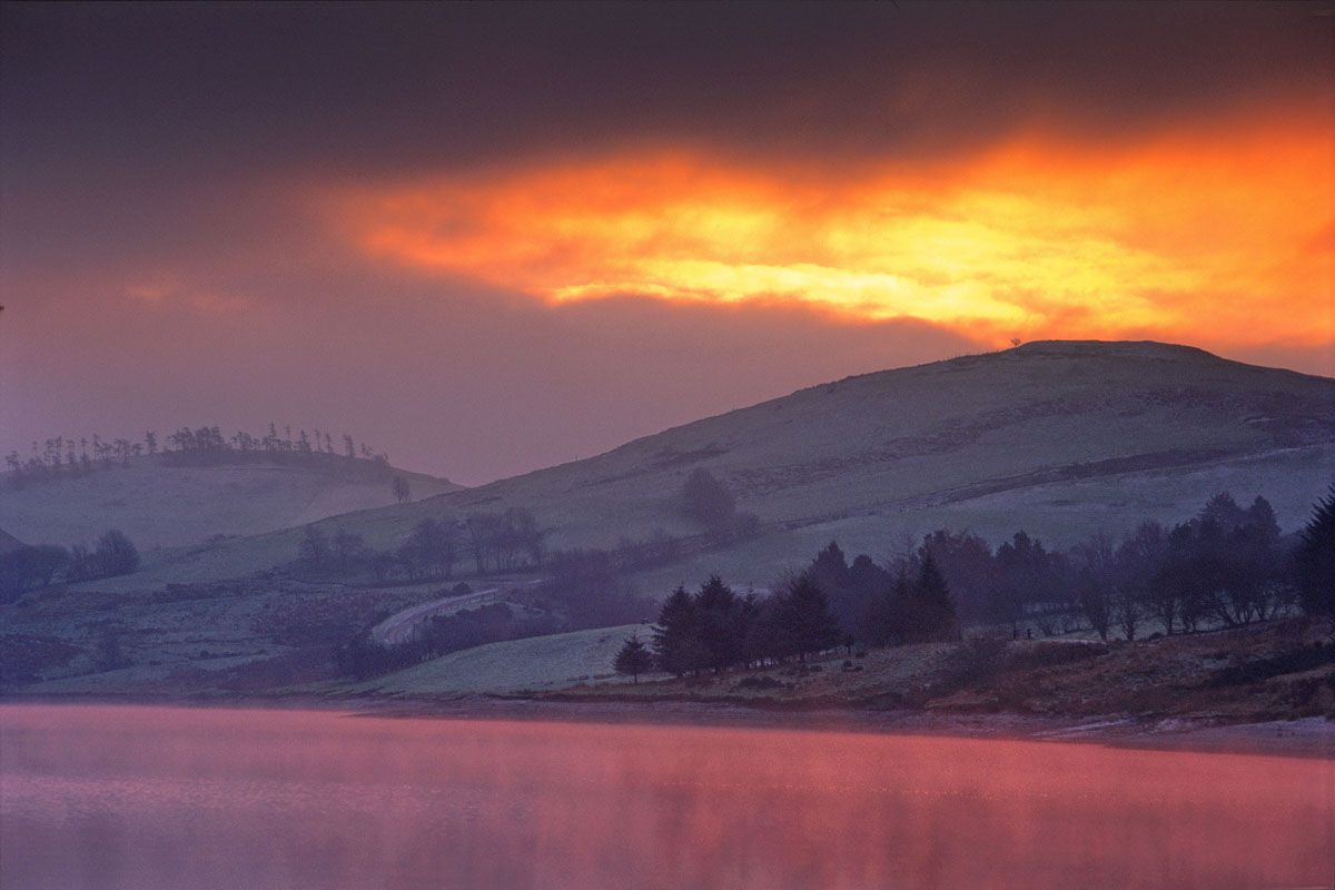 Llyn Clywedog at sunrise