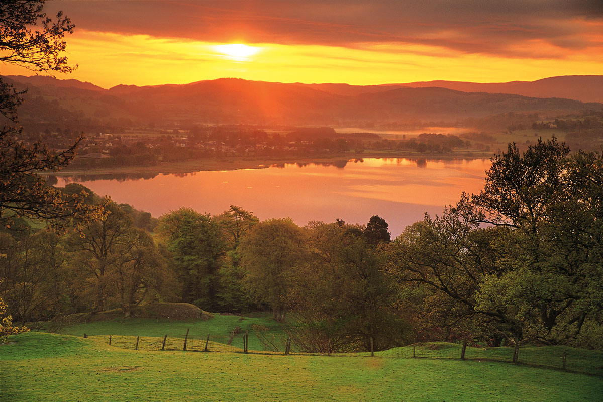 Sunrise over Bala