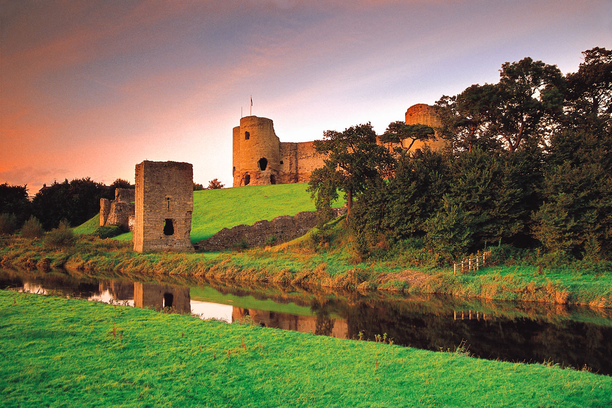 Rhuddlan Castle at dusk