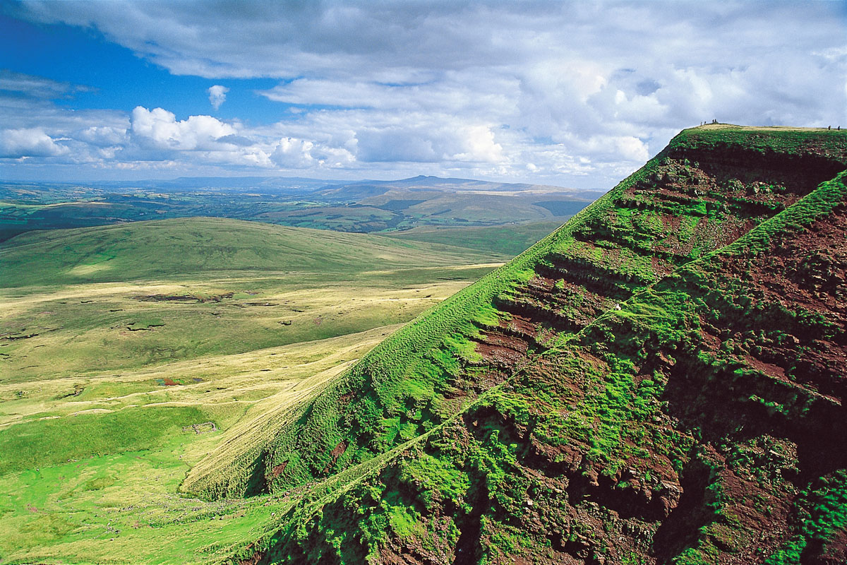 Twr y Fan Foel, The Black Mountain