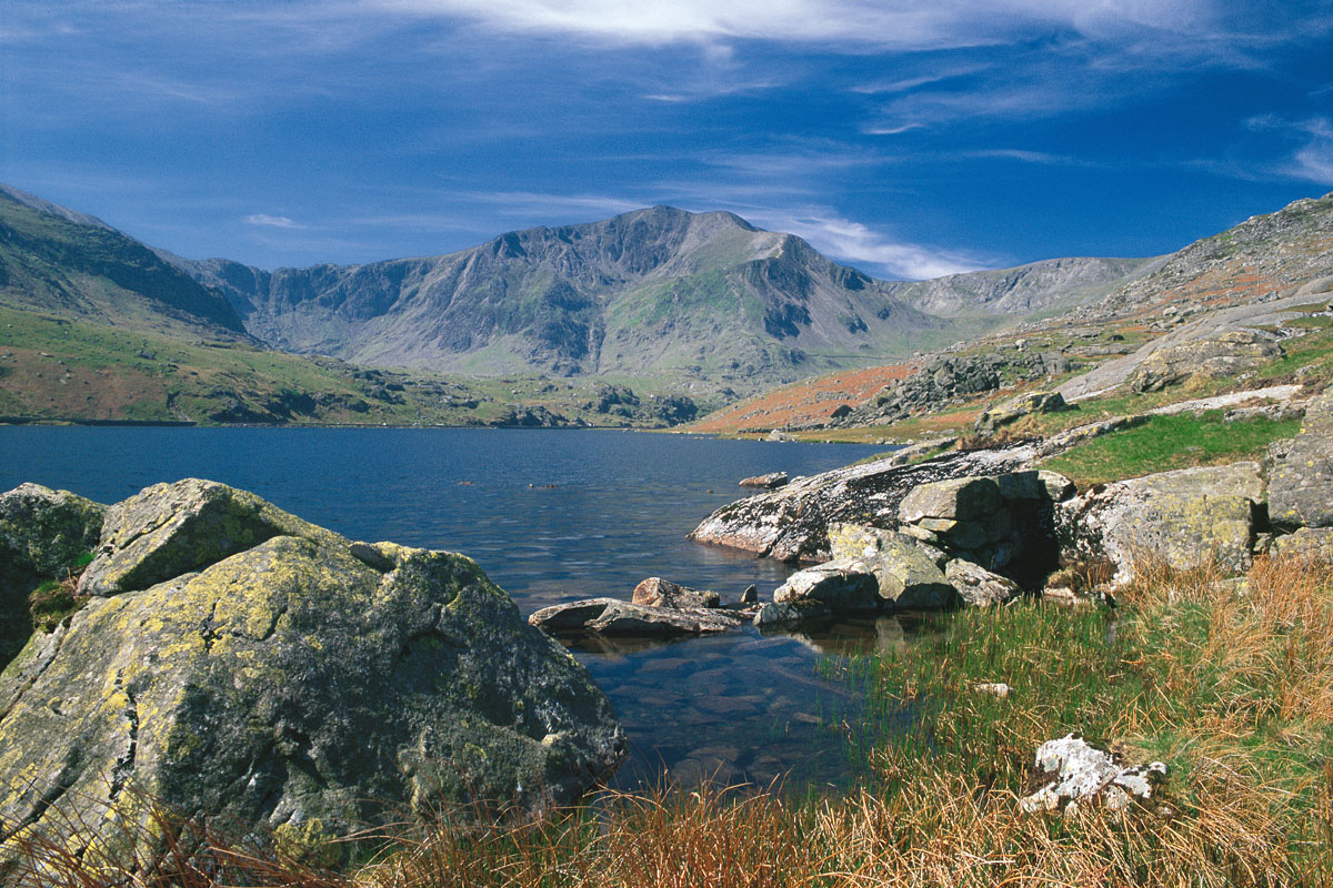 Y Garn and the Devil's Kitchen from Llyn Ogwen