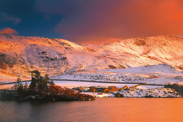 Cregennan Lakes at sunset