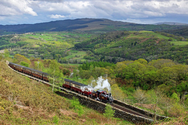 Ffestiniog Railway - Merddin Emrys above the Vale of Ffestiniog