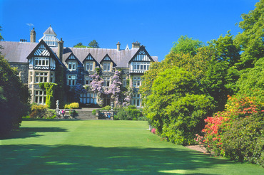 Bodnant Hall, Bodnant Gardens