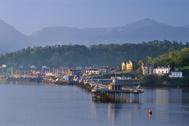 First light on Bangor Pier