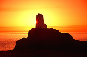 Llanddwyn Island - the Old Lighthouse