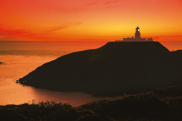 Strumble Head Lighthouse at dusk