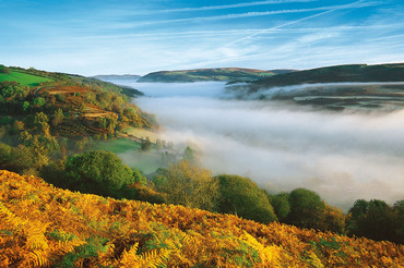 Early morning mist in the Wye Valley