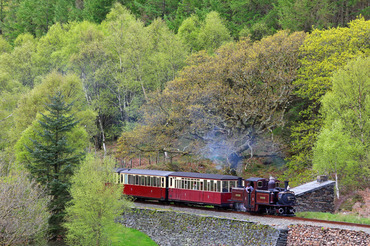 Ffestiniog Railway - Merddin Emrys at Tank Curve